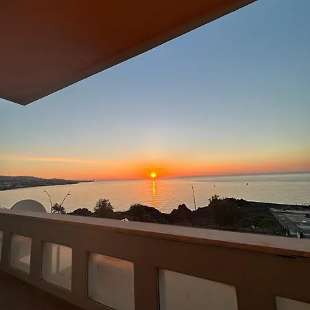 Perla Marina Sea View Apartment *