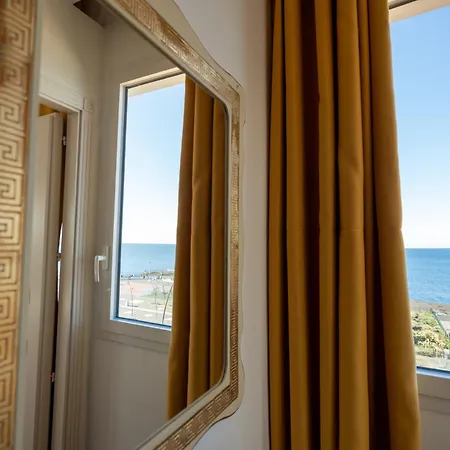 Perla Marina Sea View *