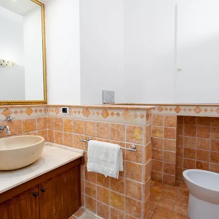 Apartment Perla Marina Sea View